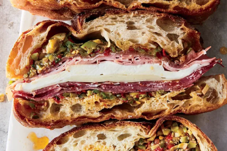 Cómo hacer un sándwich de Muffuletta